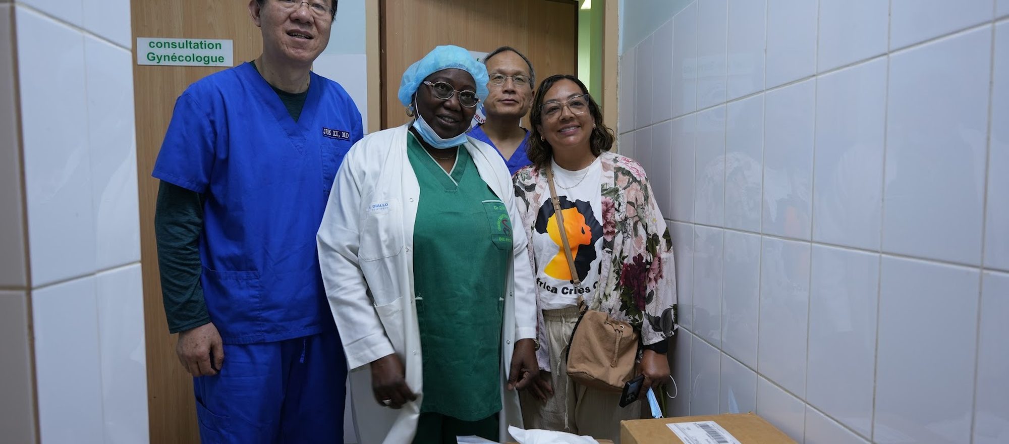 A clinician with a patient at one of the two Senegalese clinics ACO supplies and equips