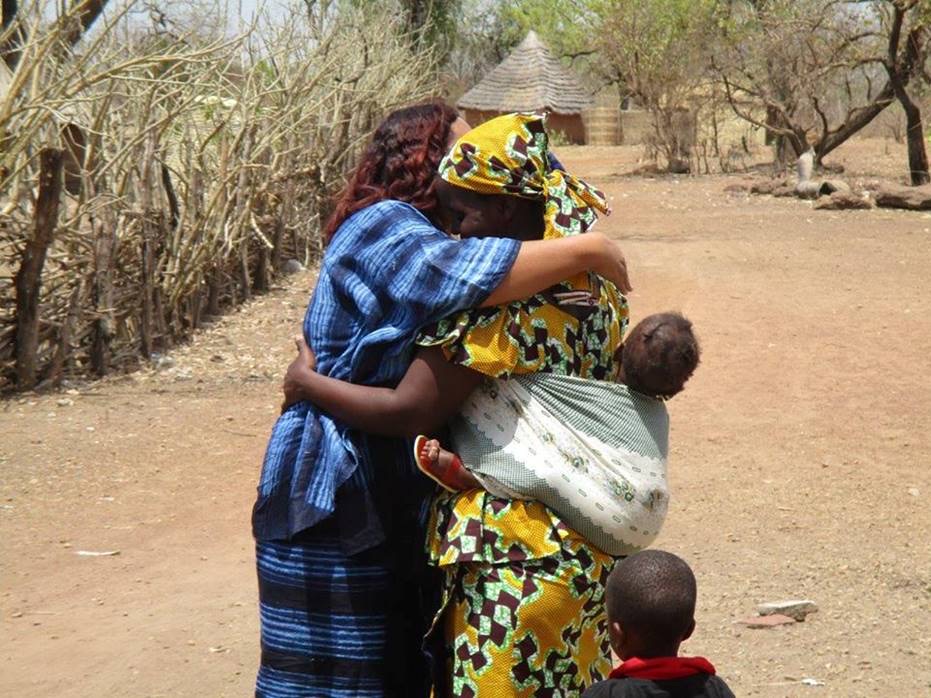 Figure 2: Pastor Ana Paula hugged the leprosy patients.